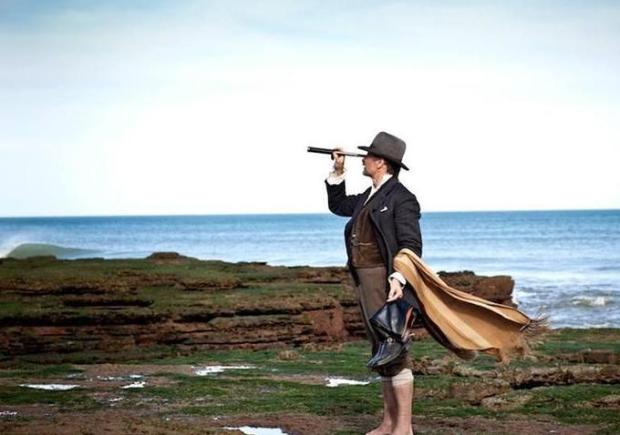 jauja looking glass